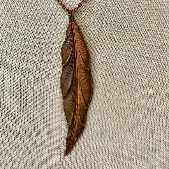 Handmade Copper-Tone Feather Necklace - Picture 2 of 6